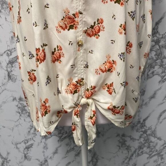No Boundaries Women’s Flower Print Blouse Size XXL - Picture 4 of 11